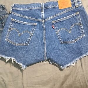 NWOT Levi Vintage 501 high waisted Cut Off jean shorts